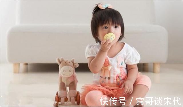 宝妈|宝宝出现三种异常时,家长无需着急纠正,可能是智商高的表现