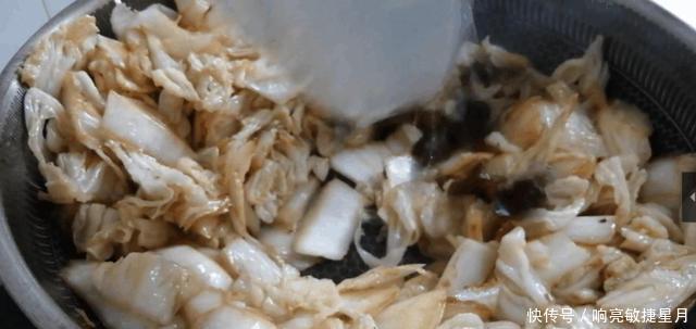 大白菜|大白菜怎么吃强烈推荐这种搭配,调味只需3样,好吃停不下筷!