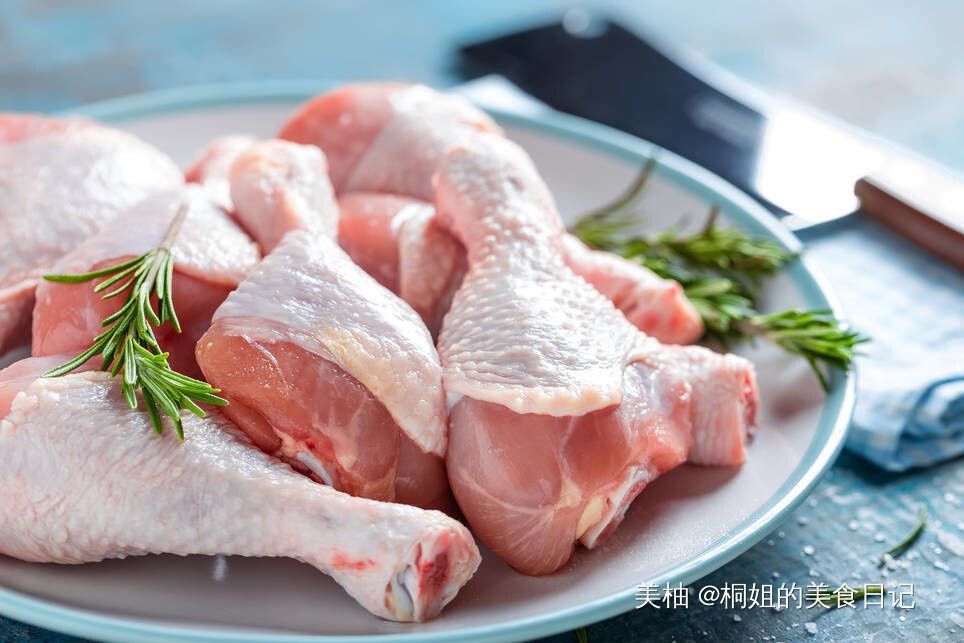 教你在家做口水鸡，记得多做1步，鸡肉鲜嫩又多汁，很入味