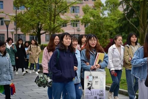 本科学历一般，不要再纠结该考研还是该考证了，看这3点就明白了