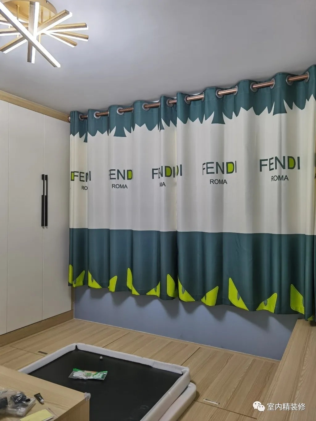 电视墙|看她家新房,安装窗帘很漂亮,电视墙不做一点造型很值得效仿!