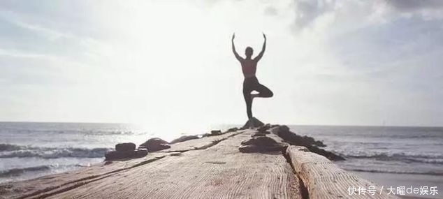更佳|润肠抗衰护血管,维C含量是苹果10倍和这种食物一起吃营养更佳