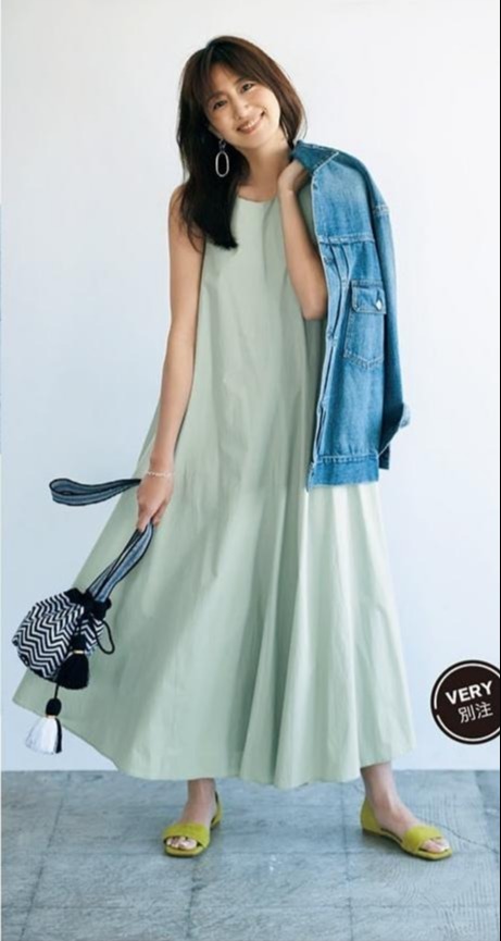 连衣裙|解锁夏季轻熟风“连衣裙”穿搭,优雅大气显气质,减龄又有女人味