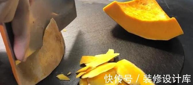 南瓜皮|秋季进补,用1块南瓜加1把花生,这样做,比燕窝还滋补,越吃越香