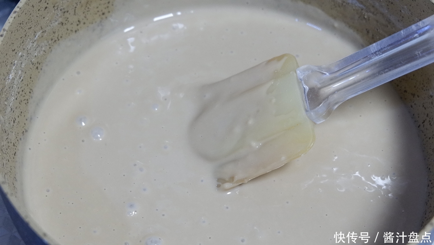 过年吃年糕,寓意年年高,牛年日子红火,年糕这样做,好吃不浪费