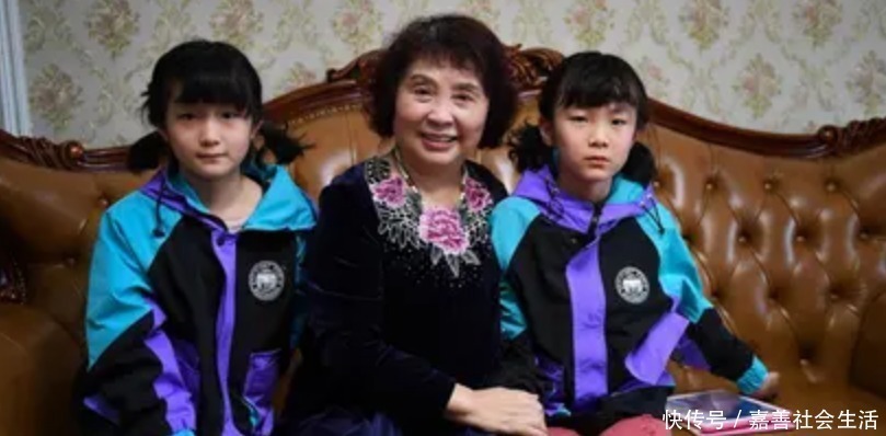 双胞胎|10年前,60岁老人不顾危险坚持生下双胞胎,现在过得怎样