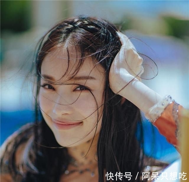 女人|皮肤再暗黄的女人,每天坚持做这4件事,素颜也能美成“婴儿脸”