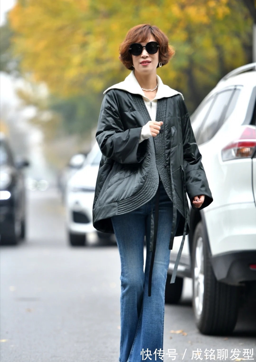 裤装 奔六的妈妈们这样打扮,自然真实不装嫩,既保暖时尚又显年轻