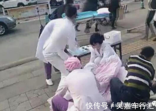 分娩|18岁孕妇逛街时,孩子“掉”下来,妈妈:生孩子,比我上厕所快