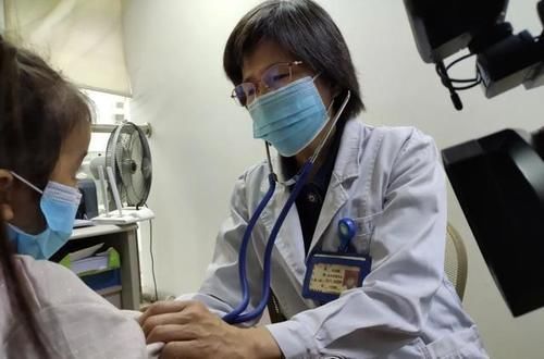 畸形|孩子长得“太漂亮”像洋娃娃,医生:这是一种病!