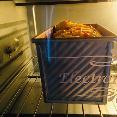 南瓜夹馅奶香土司