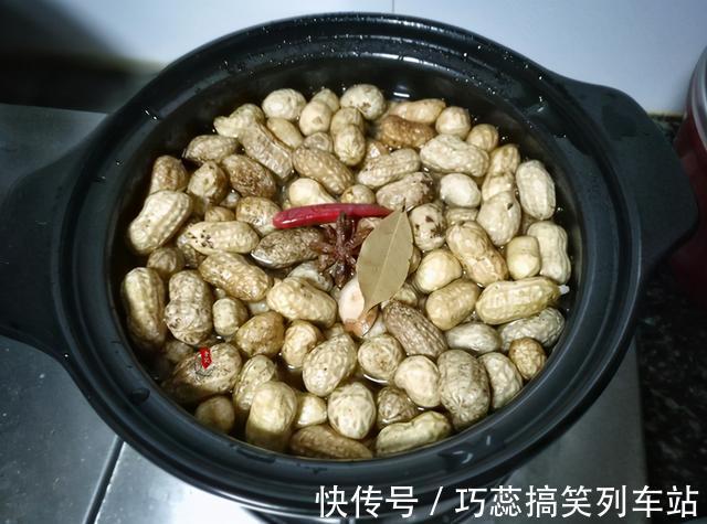 入味|煮花生时，这4个要点要牢记，15分钟就煮好，咸香入味又解馋