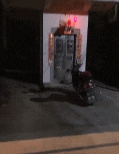 |搞笑GIF趣图为什么自拍的小姐姐都那么漂亮!