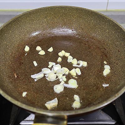 红辣椒|酸豆角炒鸡杂