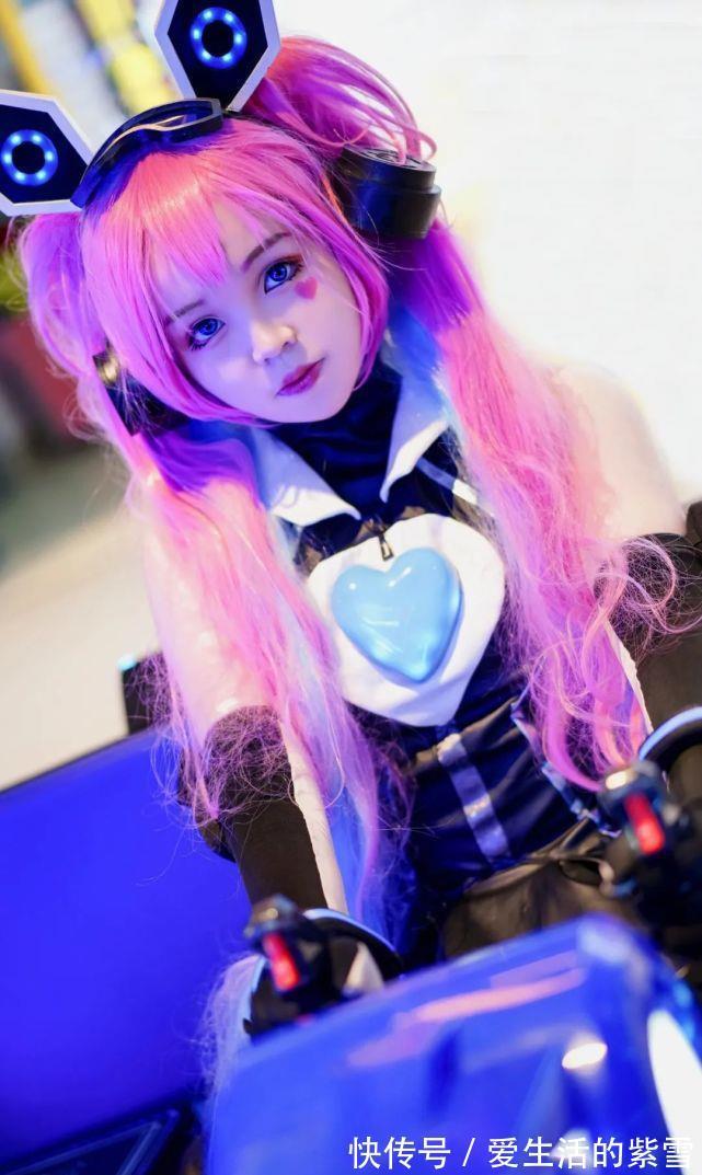 安琪拉|cos:王者荣耀心灵骇客安琪拉cos正片@混乱善良