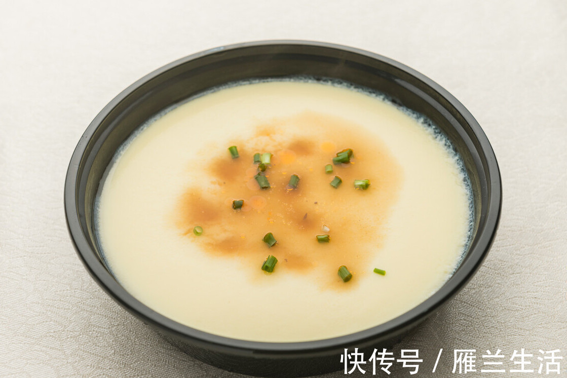 鸡蛋|为何你蒸的鸡蛋羹总不成型老师傅教你2个技巧，口感嫩滑无蜂窝