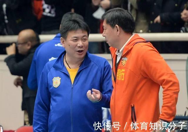 江苏女排|中国女排新任主帅蔡斌:欠家庭太多,谈及妻儿有泪水