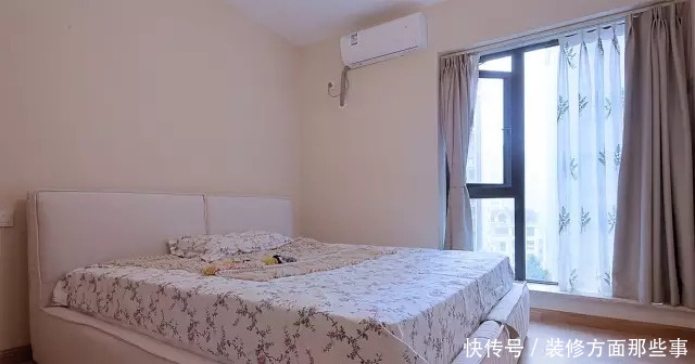 北欧风|85平北欧风二居室客厅落地窗采光好,显得十分舒适