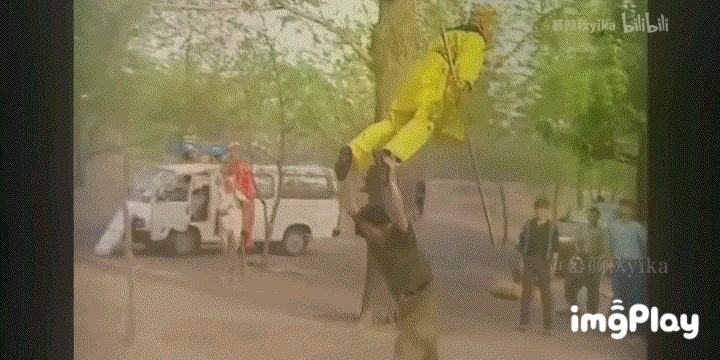 |当年的剧都白看了?还珠格格是搞笑文学,西游记戏里戏外都可爱?