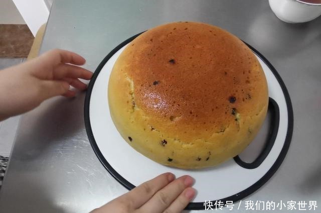 1碗玉米面,2个鸡蛋,不蒸不烤,松软香浓,孩子天天都想吃!