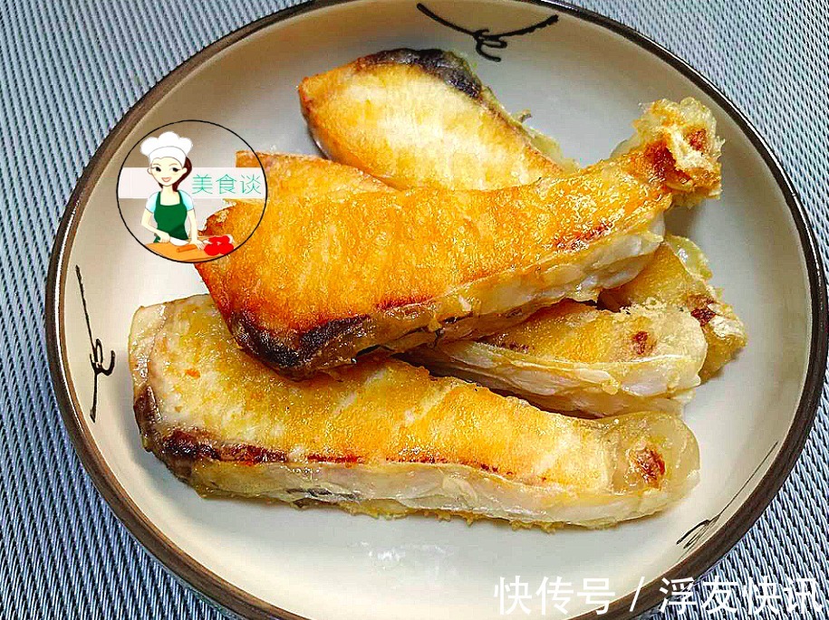 煎鱼时,下锅前多做这两个步骤,鱼肉不散、不破皮,比刷姜片管用