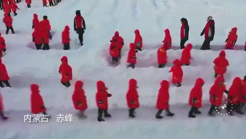 玩雪|南方人玩雪VS北方人玩雪，画面哈哈哈哈哈......