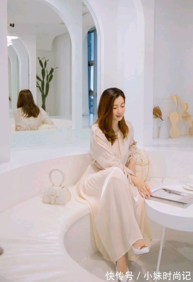 搭配|把简约的衬衫穿对了，不仅精致减龄，还会呈现优雅的气质