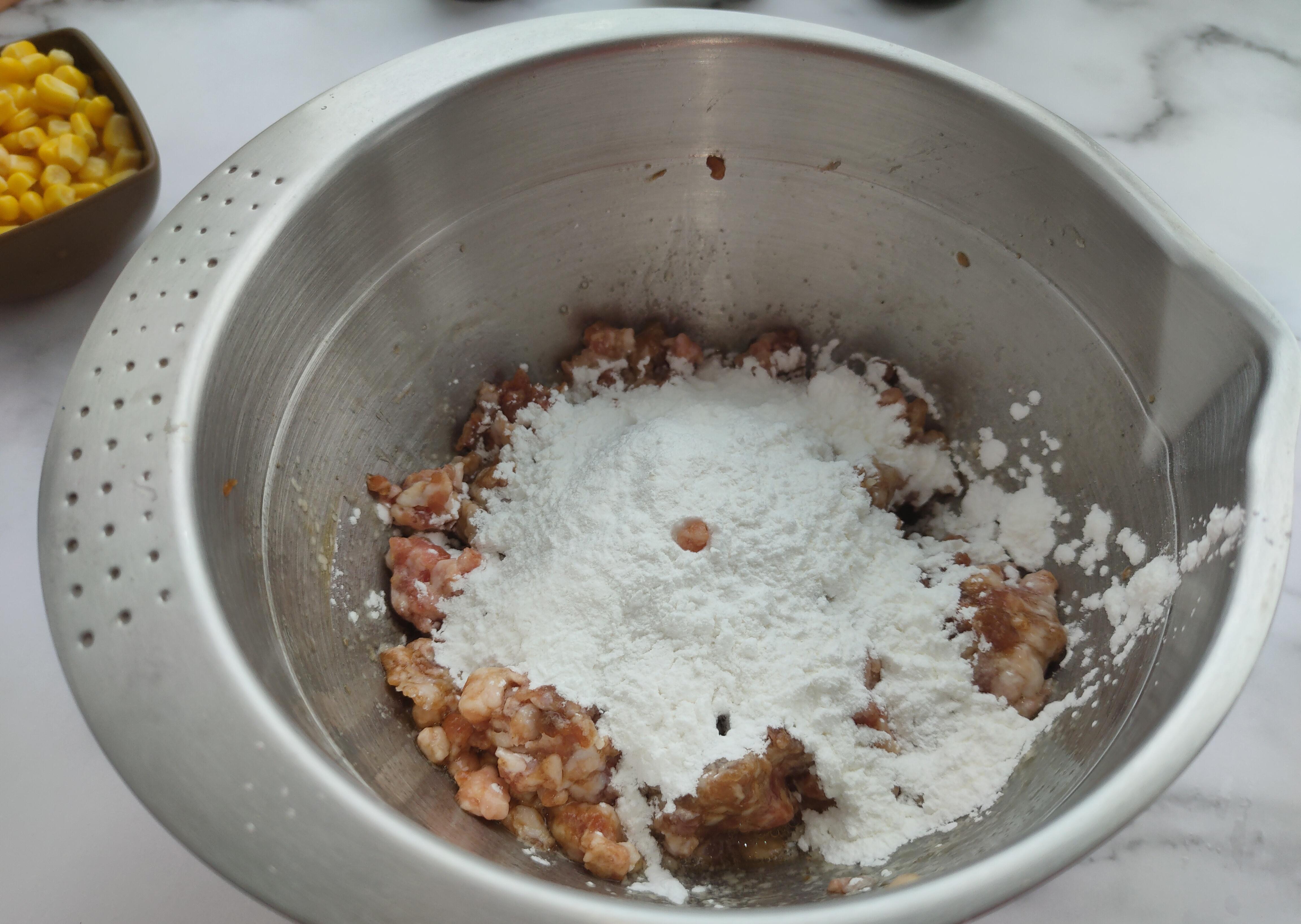 自制玉米肠，方法很简单，没有添加更健康，大人孩子都能放心吃