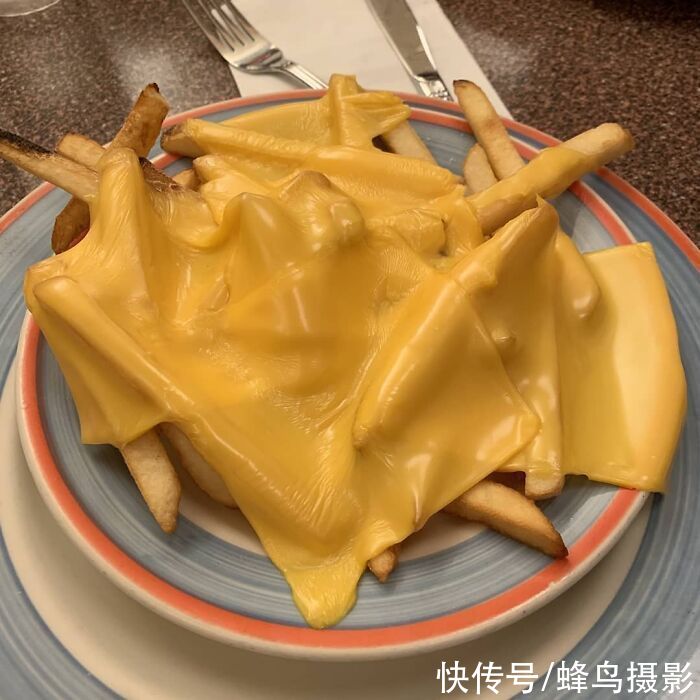 黑暗料理|35个活久未见的西餐，黄瓜中间塞着香肠，美国鸡蛋灌饼跟谁学的