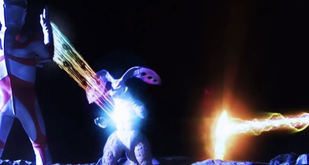 艾斯|你觉得哪个时期的艾斯奥特曼最强?