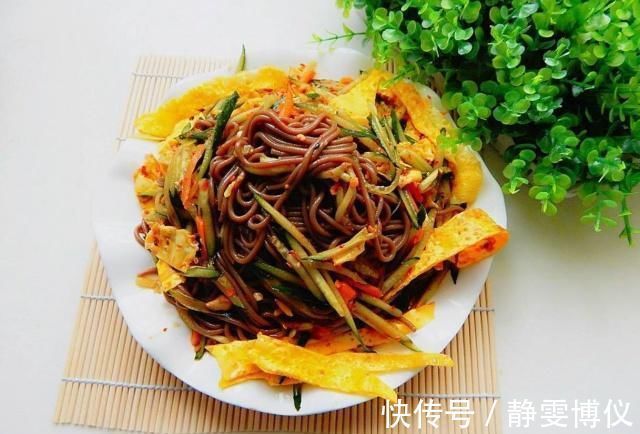 主食|减肥期间，我用它代替米饭当主食，坚持了一个星期，瘦了4斤