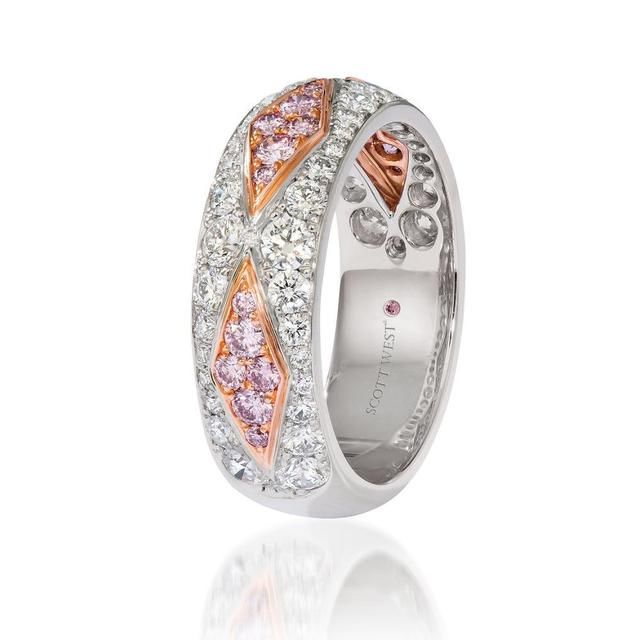 west|钻石品牌Scott West推出Twilight系列珠宝:阿盖尔粉钻