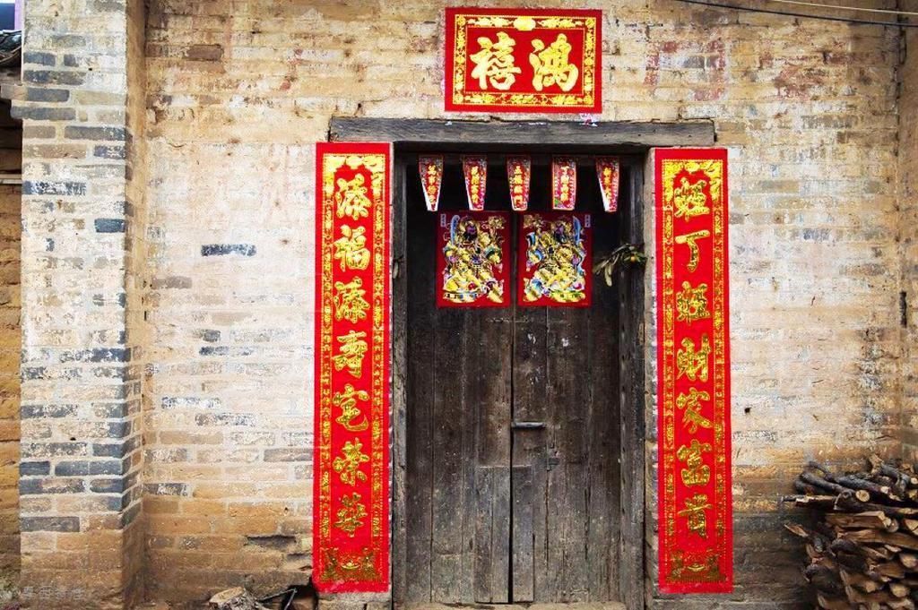 华安|上联“坐红楼,读水浒,说三国,梦西游”,网友的下联堪称经典