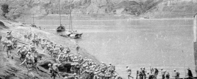 逼入|这才是战将！被逼入绝境后连续使三次回马枪，打的日军晕头转向