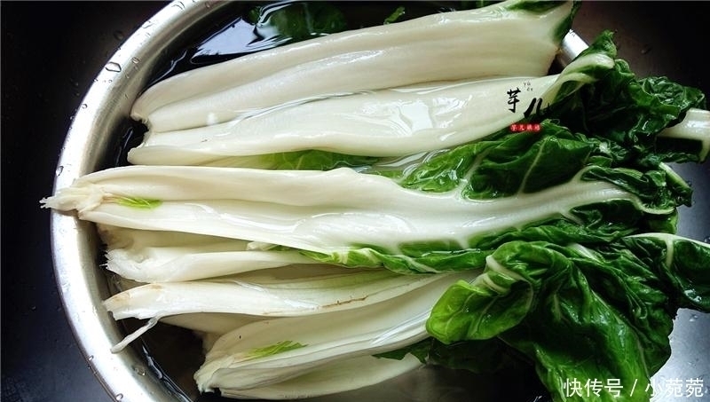 家人最爱的一道凉拌菜,麻辣鲜香,鲜嫩爽口,下饭又下酒