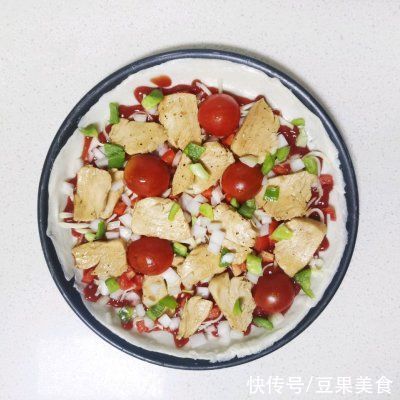 披萨|#安佳马苏里拉芝士挑战赛#「薄底鸡肉披萨」快手版