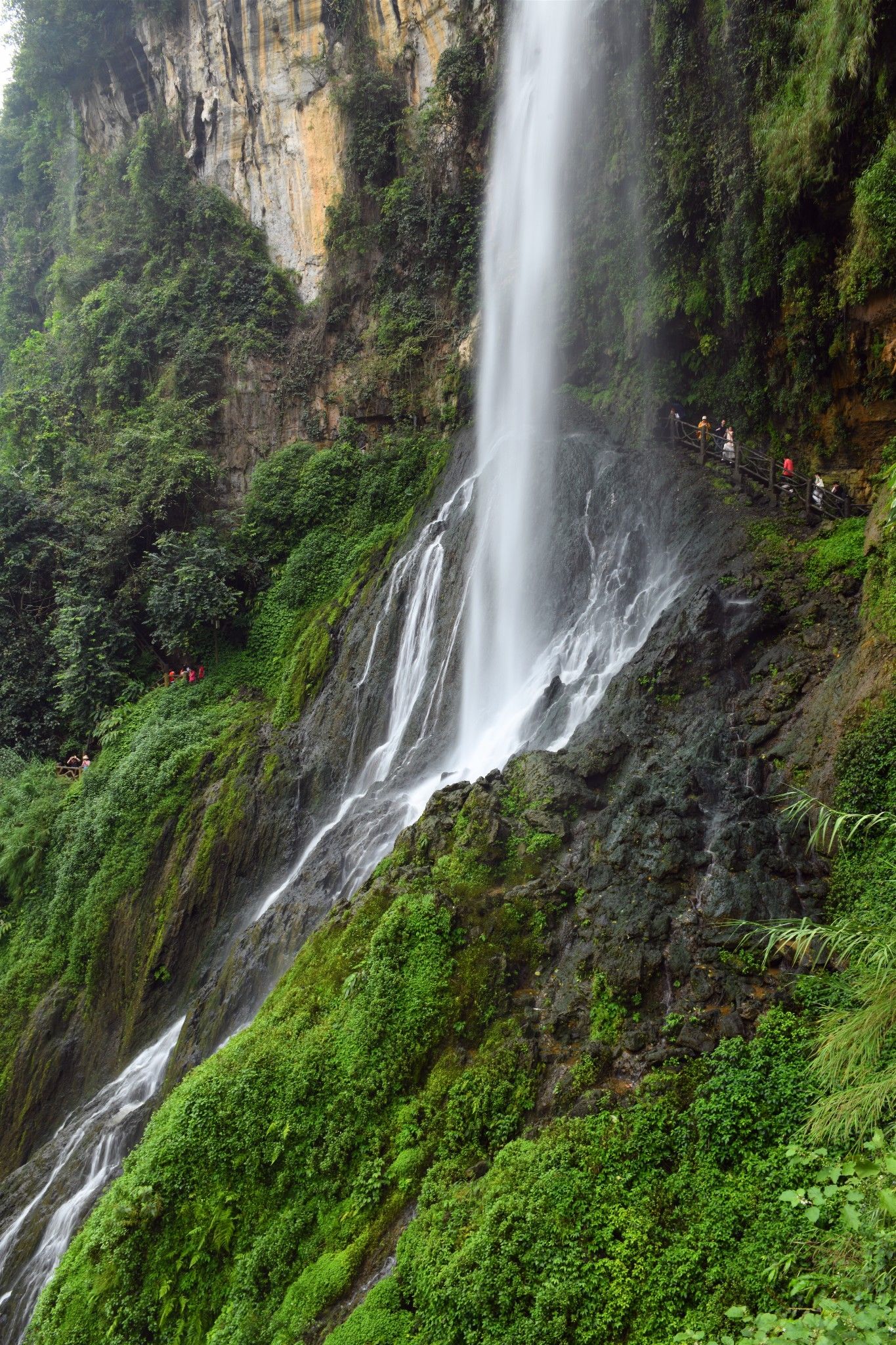 中年|大地最美的伤疤——马岭河大峡谷