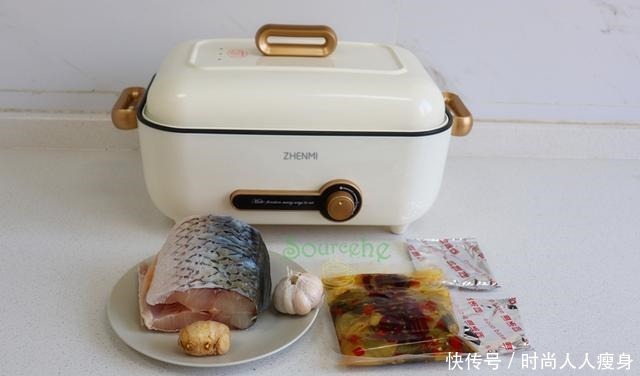  酸菜鱼在家做原来这么简单，酸菜爽口，鱼肉鲜美，连汤汁都好喝