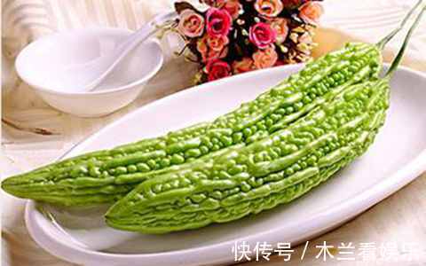 降血糖|常吃苦瓜的人身体不会差，但有3类人不能吃，别傻傻不明白