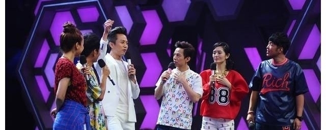 《快樂大本營》因升級停播，何炅謝娜合作新綜藝，易烊千璽待定