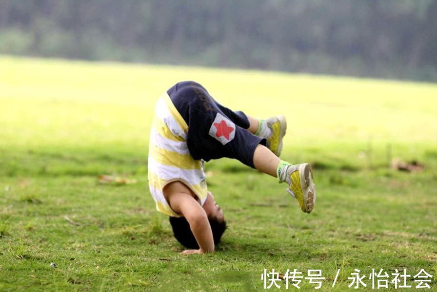 体育课|李玫瑾：孩子放学回家写作业前，先让他去做一件事，学习效率更高