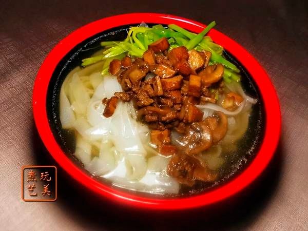 分晓|一碗不起眼的河粉,暗藏多少技巧呢?精工细作,入口见分晓