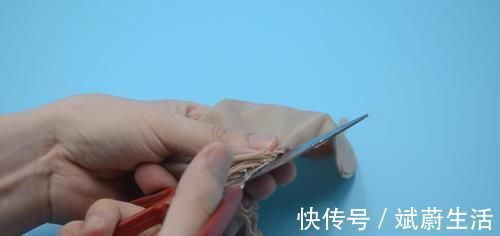 穿破|垃圾桶里放一只旧丝袜，真是厉害了，好多人还不清楚，都看看吧