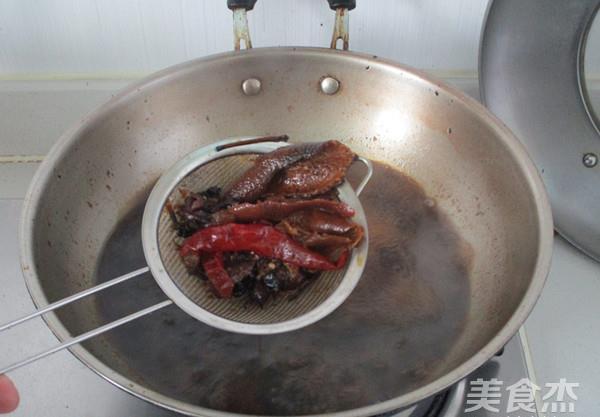 爷爷传下来的酱牛肉秘方,牛肉香嫩有嚼劲,做法简单只需3步!