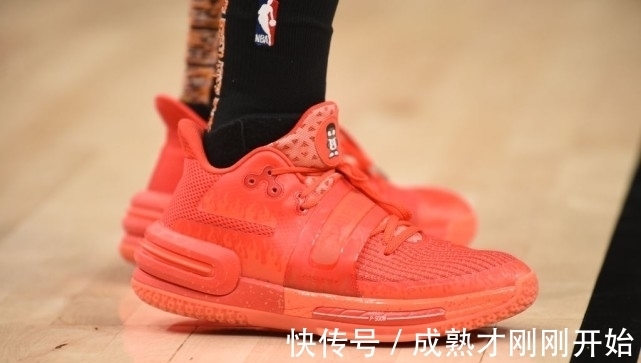 protro|NBA球员上脚:字母哥哥上脚Freak 3,保罗·乔治上脚PG2.5