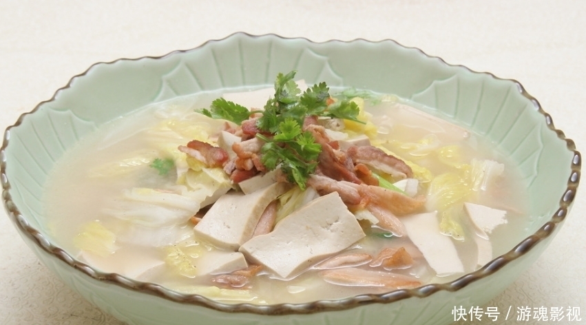 豆腐|白菜搭配豆腐这样做,吃了还想吃。