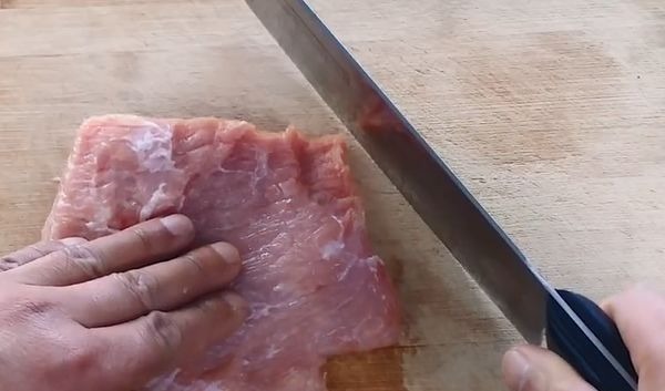 剁肉馅原来这么简单，1分钟全剁好，省时又省力，比机器还快！
