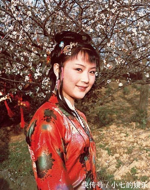 薛宝钗|红楼梦：史湘云被婶婶虐待吗？她过得肆意张扬，并非受气的灰姑娘