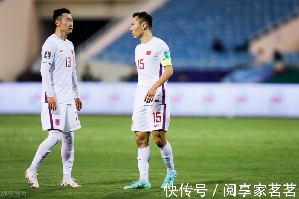 中国足协|0比2,1比3!李霄鹏创3大耻辱纪录,韩媒:中国足协考虑金钟夫