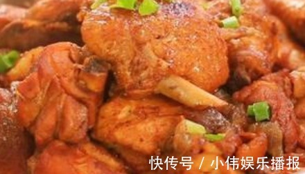 大人小孩都喜欢的荤菜,鲜嫩多汁,骨香浓郁,咬一口能滋出肉汁来